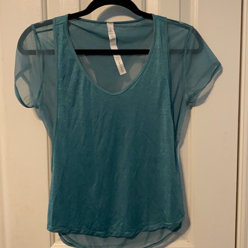 Lululemon workout top short sleeve
